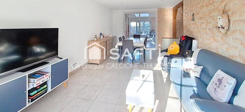 Maison - 93 m² - 4 pièces