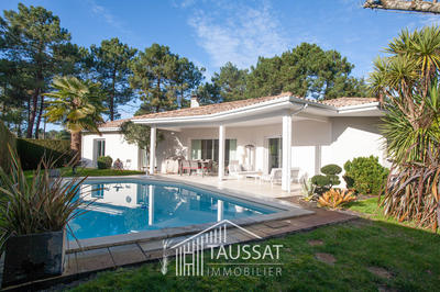 Maison - 138 m² - 6 pièces