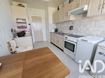 Appartement - 86 m² - 4 pièces