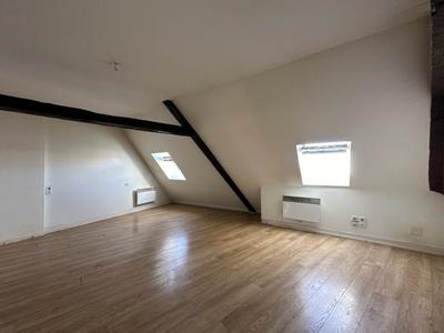 Appartement ancien - 63 m² - 3 pièces