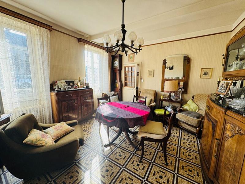 Maison - 91 m² - 4 pièces