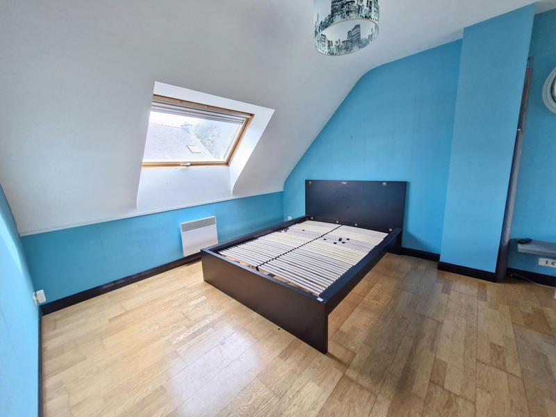 Maison - 92 m² - 5 pièces