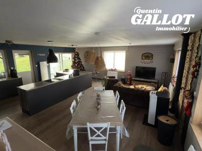 Maison - 113 m² - 4 pièces