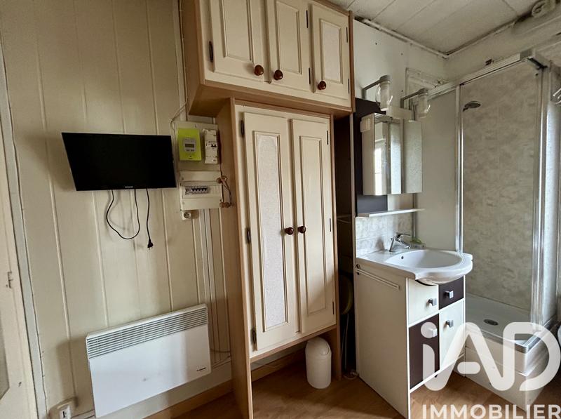 Studio - 8 m² - 1 pièce