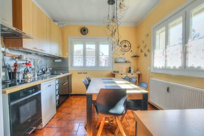 Maison - 170 m² - 5 pièces