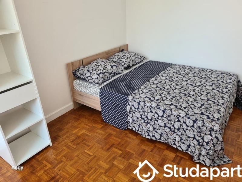 Chambre - 10 m² - 1 pièce