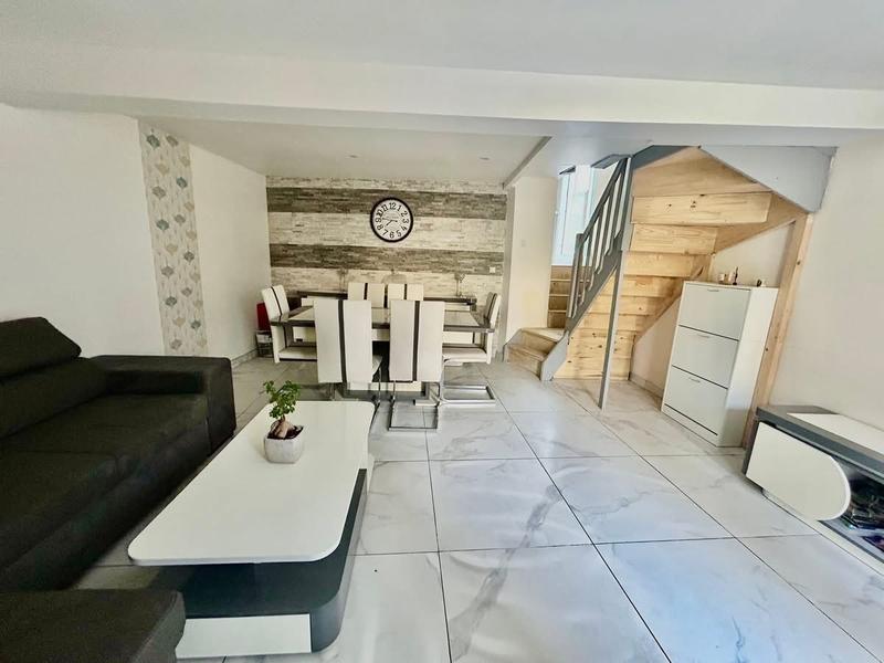 Villa - 96 m² - 5 pièces