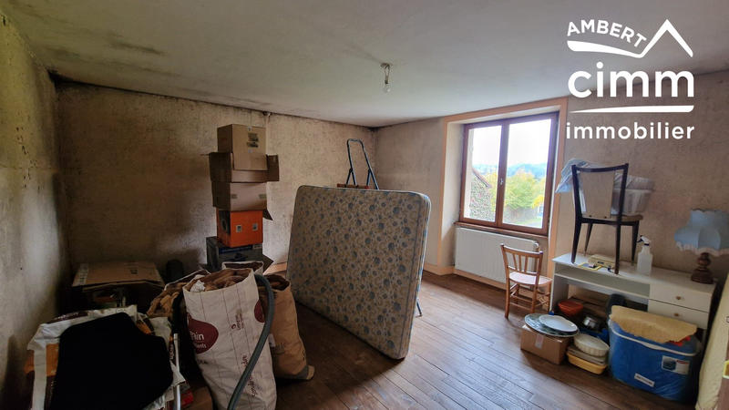 Maison - 88 m² - 7 pièces