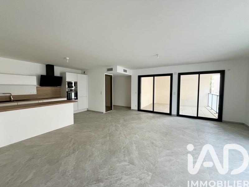 Appartement - 100 m² - 3 pièces