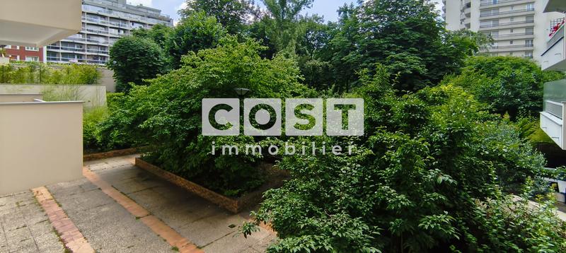 Appartement - 107 m² - 5 pièces