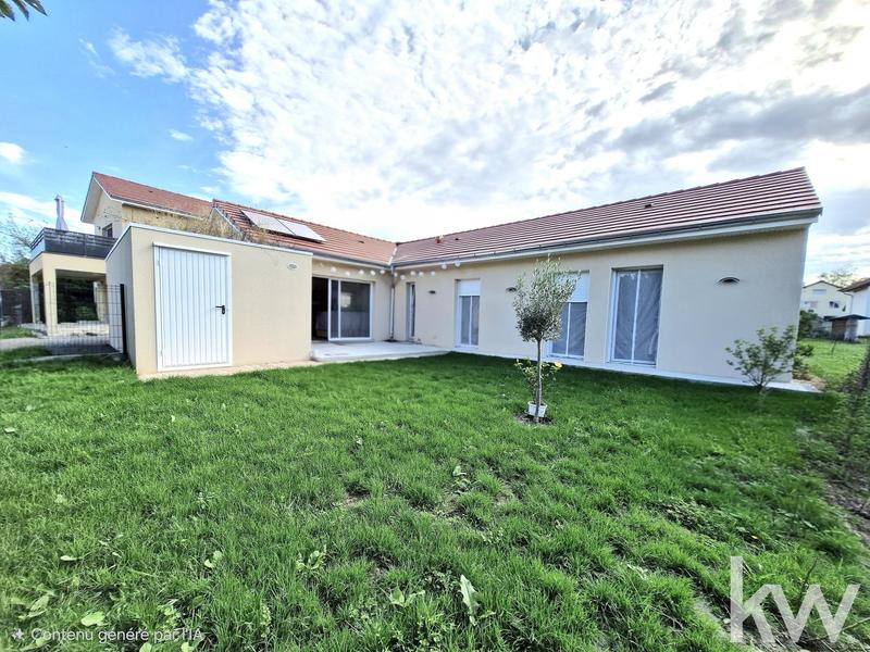 Maison - 94 m² - 4 pièces