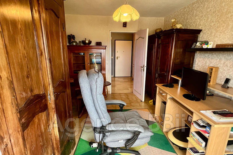 Appartement - 75 m² - 4 pièces