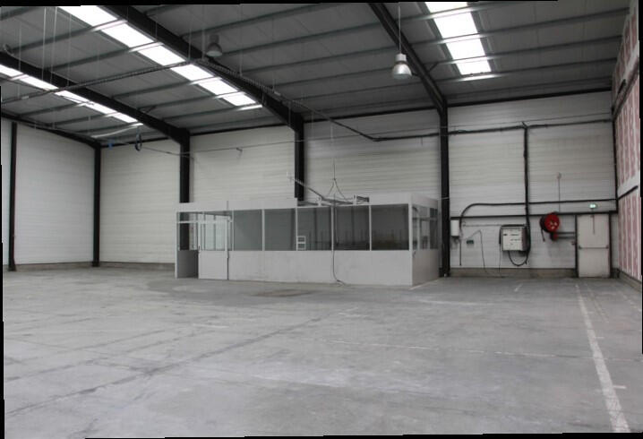 Local commercial - 1 120 m²