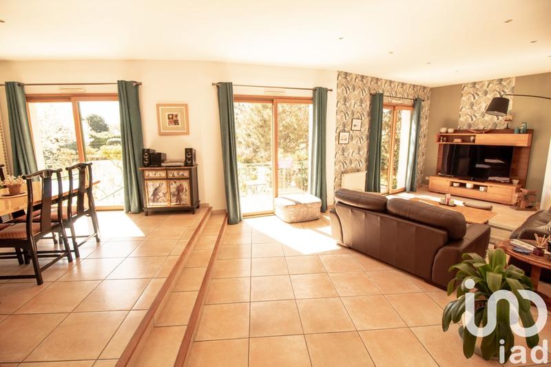 Maison - 162 m² - 7 pièces