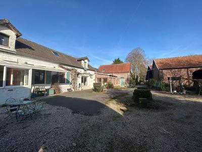 Maison - 265 m² - 12 pièces