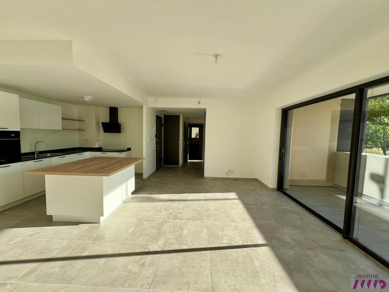 Appartement - 68 m² - 3 pièces