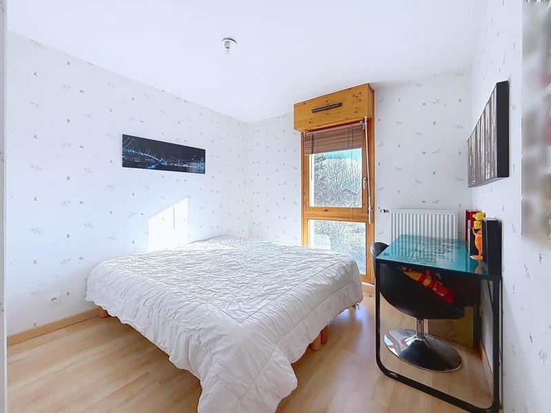 Appartement - 85 m² - 4 pièces