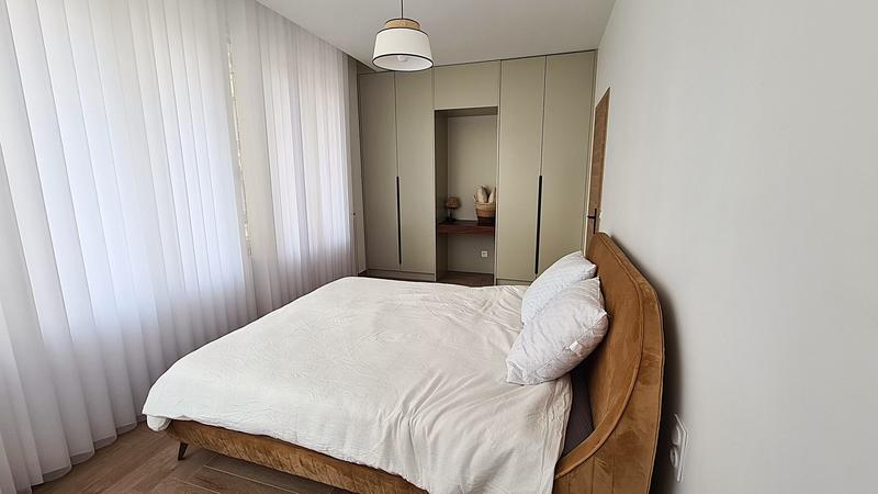 Appartement - 82 m² - 3 pièces