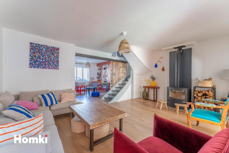 Maison en pierre - 150 m² - 5 pièces