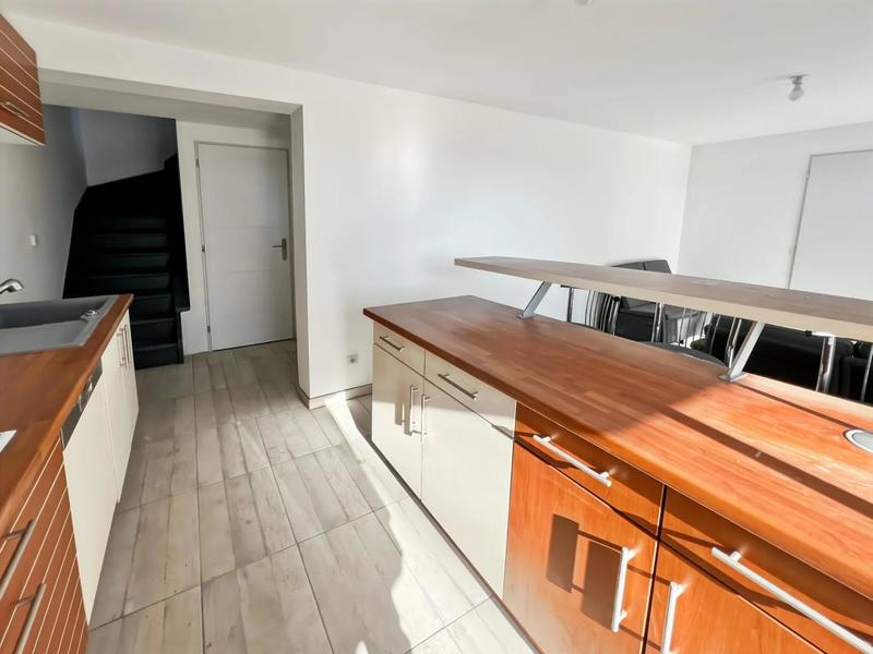Maison - 390 m² - 12 pièces