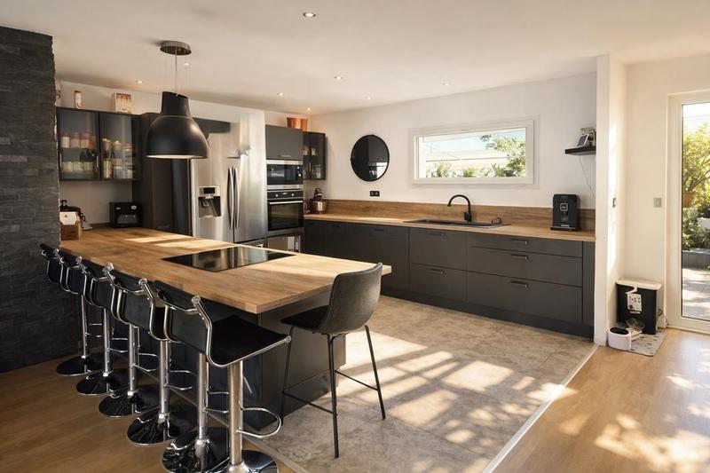 Villa - 185 m² - 6 pièces