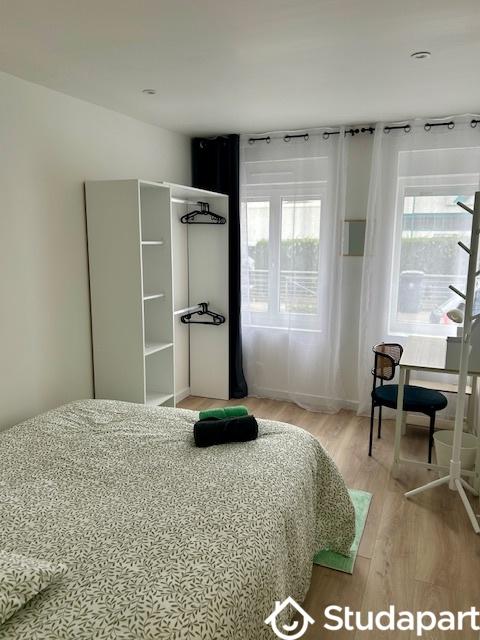 Chambre - 14 m² - 1 pièce