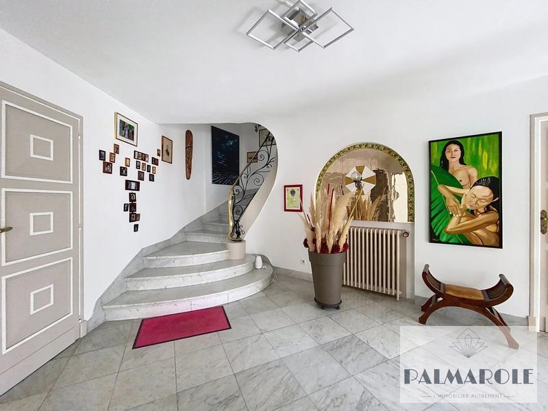 Maison de ville - 228 m² - 6 pièces