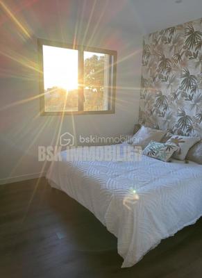 Maison - 122 m² - 4 pièces