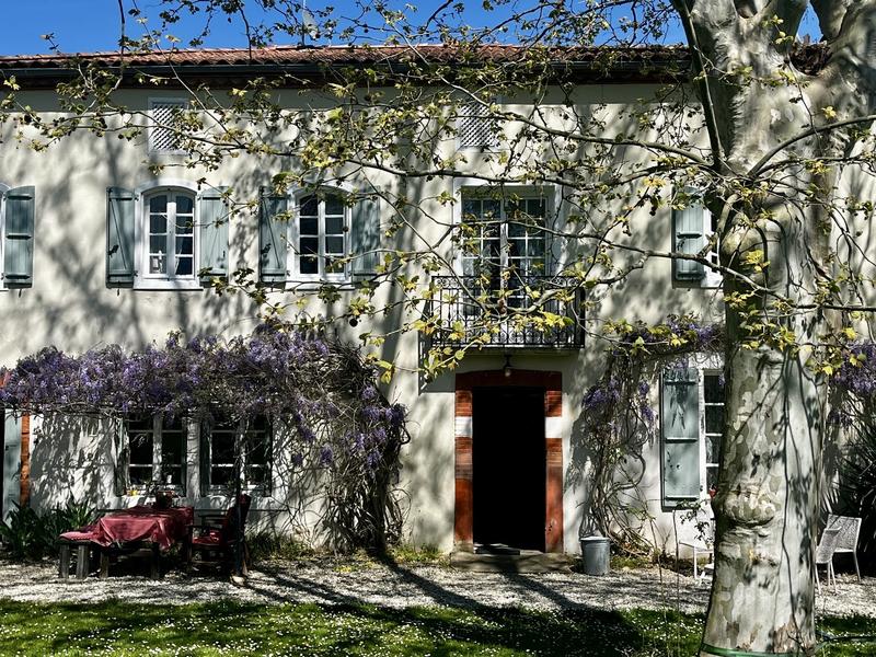 Maison de domaine - 570 m² - 20 pièces