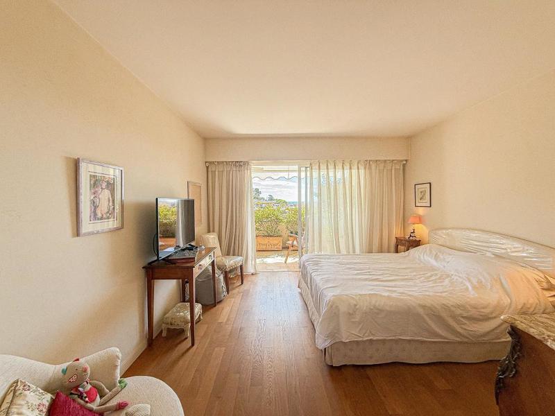 Appartement - 95 m² - 4 pièces