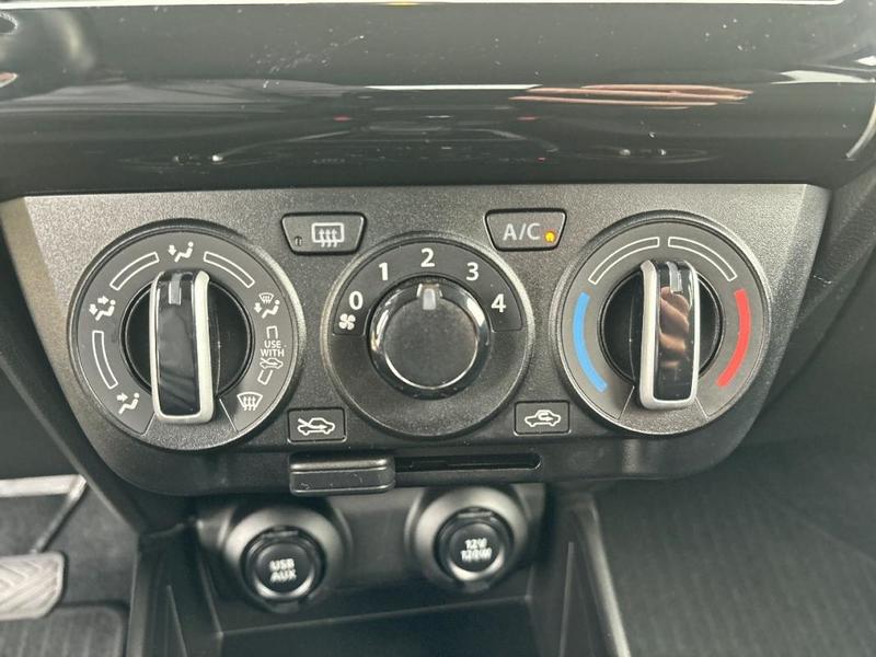 Suzuki Swift 1.2 Dualjet Hybrid Auto (Cvt) Privilège