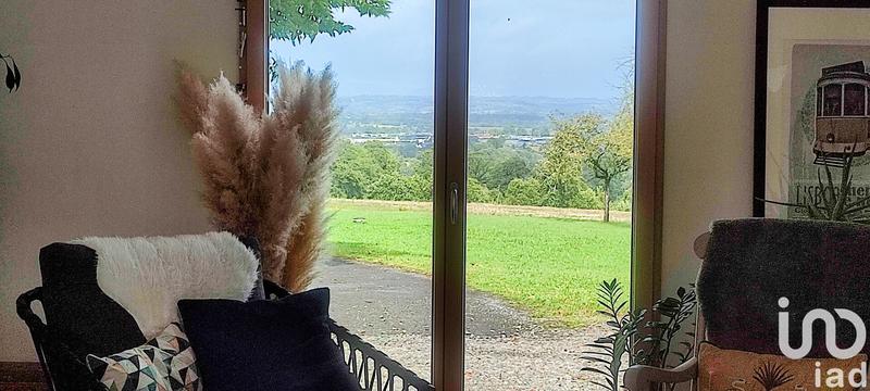 Maison - 170 m² - 8 pièces