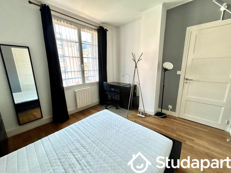 Chambre - 9 m² - 1 pièce