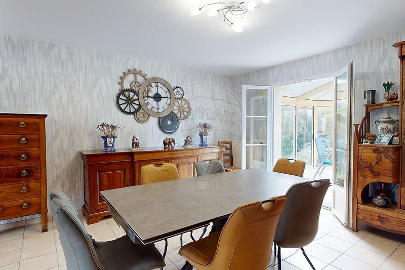 Maison - 170 m² - 7 pièces