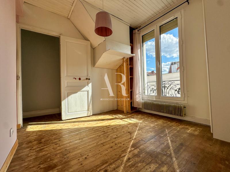 Maison - 95 m² - 3 pièces