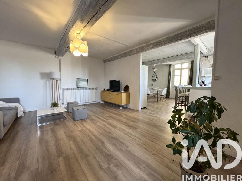 Maison - 328 m² - 6 pièces