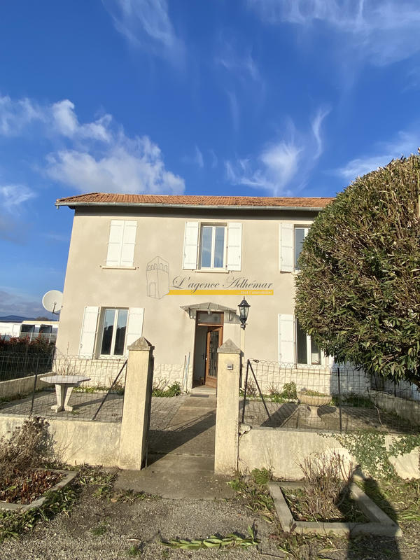 Maison - 87 m² - 4 pièces