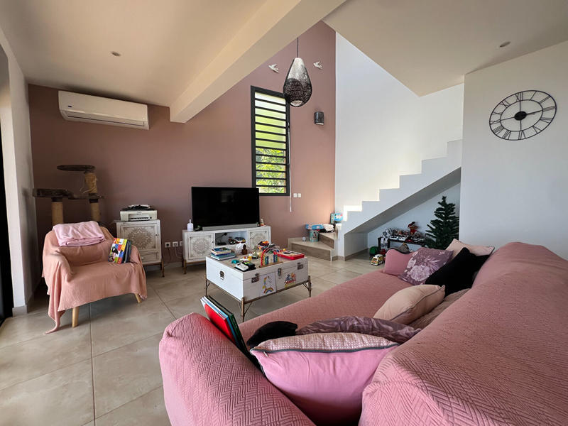 Maison - 86 m² - 4 pièces