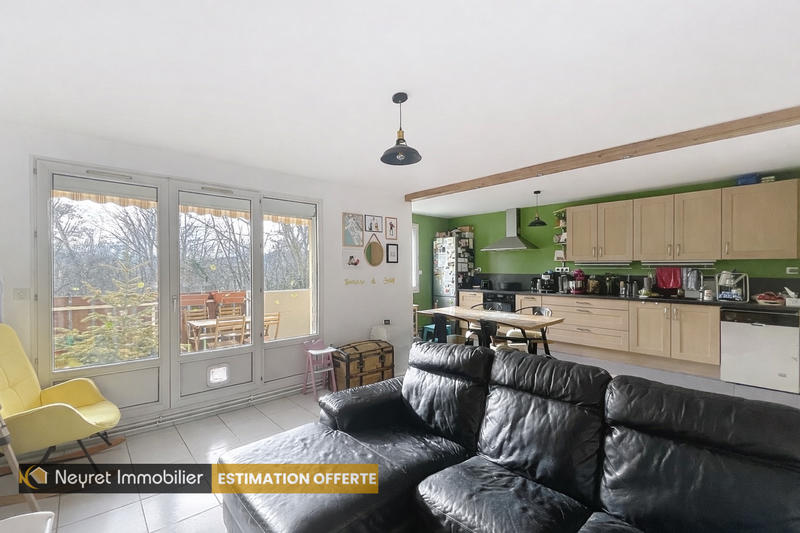 Appartement - 87 m² - 4 pièces