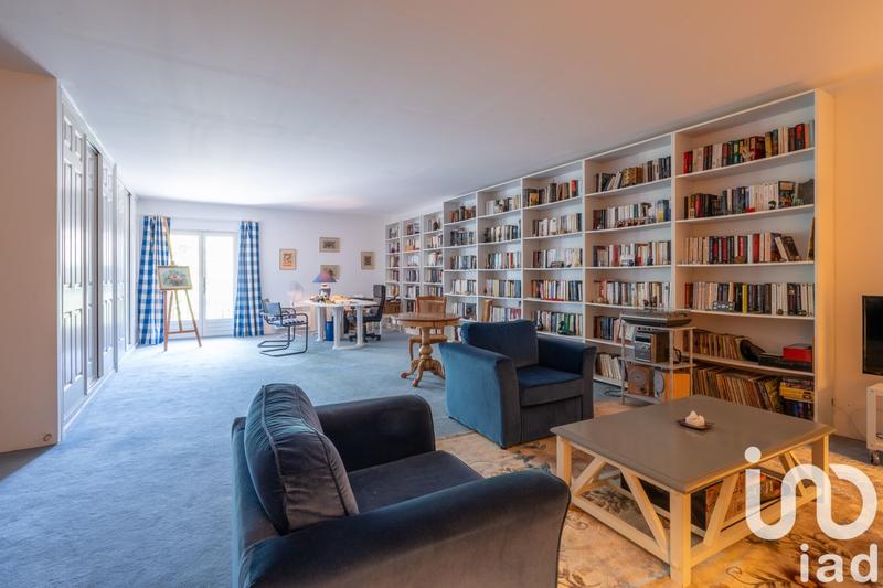 Maison - 479 m² - 10 pièces