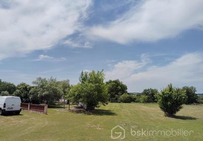 Propriété - 368 m² - 14 pièces