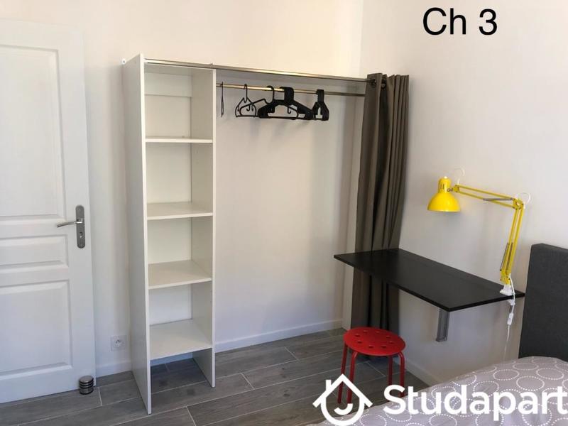 Chambre - 9 m² - 1 pièce