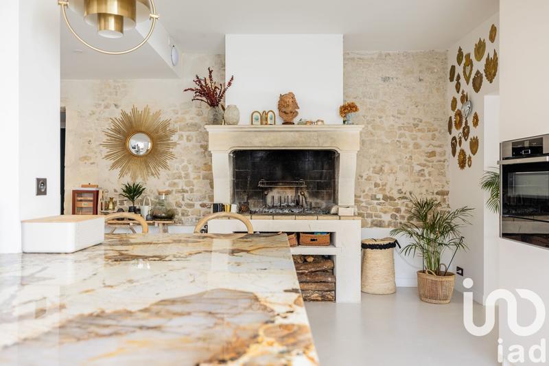 Maison - 300 m² - 7 pièces