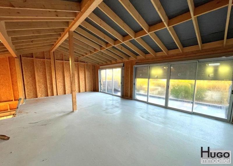 Maison - 600 m² - 10 pièces