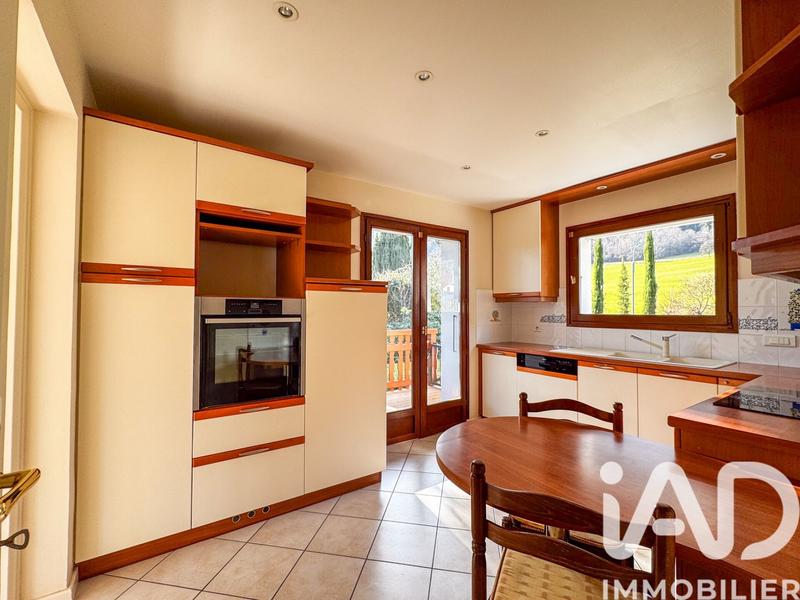 Maison - 113 m² - 5 pièces