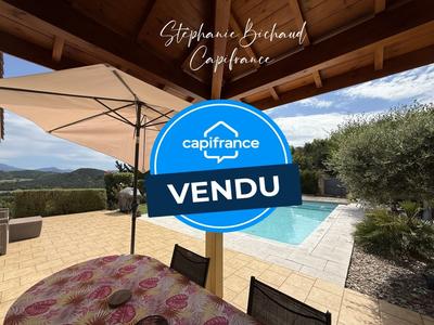 Maison - 140 m² - 5 pièces