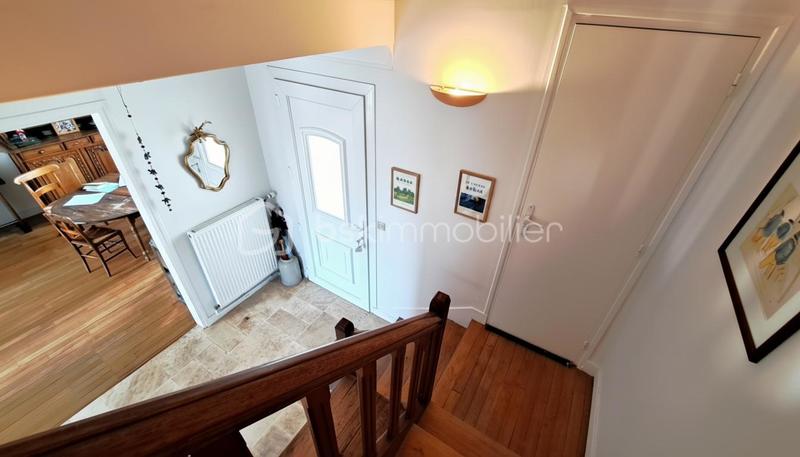 Propriété - 142 m² - 8 pièces