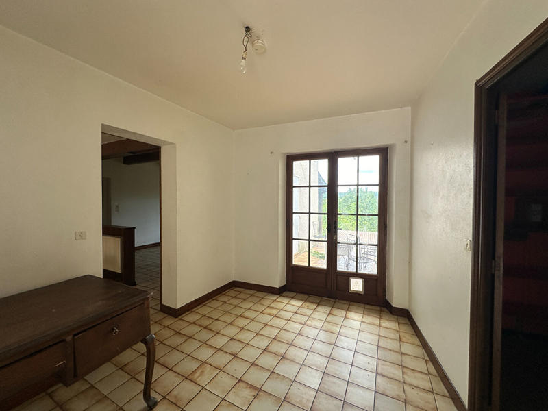 Maison - 184 m² - 7 pièces