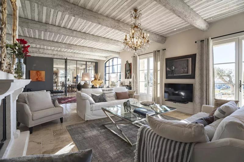 Bastide - 328 m² - 8 pièces