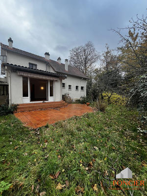 Maison - 120 m² - 5 pièces